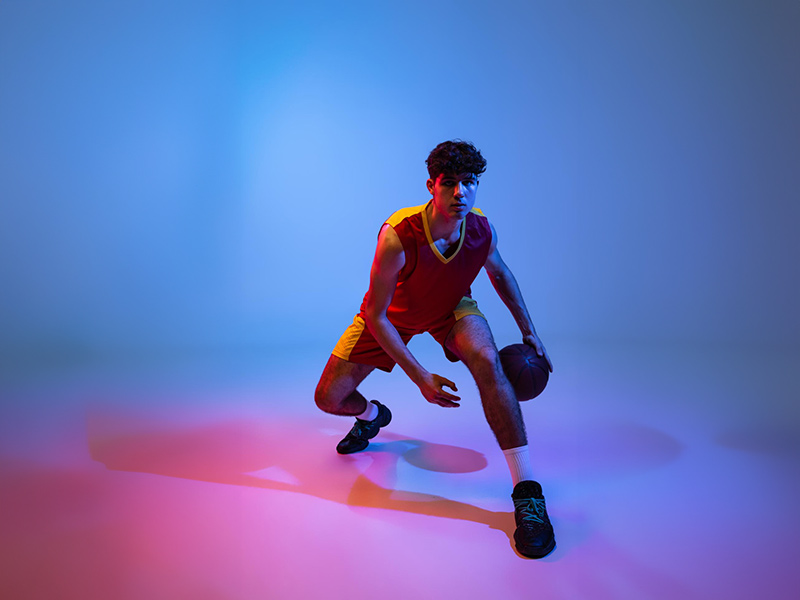 蒂格此前:詹姆斯趕緊退役吧!他那么強,不忍心看他打出新秀表現